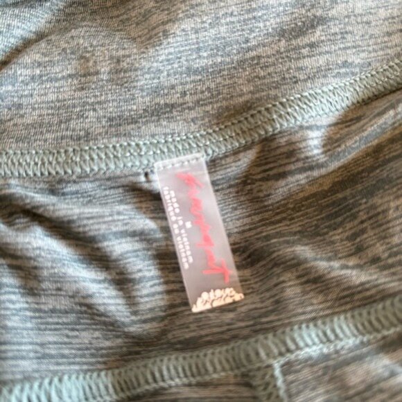 FP Movement Size Medium The Right Path Pants in Frosted Pine Green - Picture 9 of 9